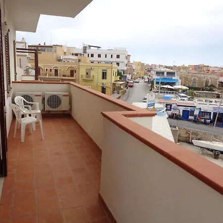 Bb Cavaliere Bed & Breakfast Lampedusa