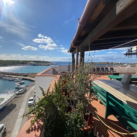 Bed & Breakfast Bb Cavaliere Lampedusa